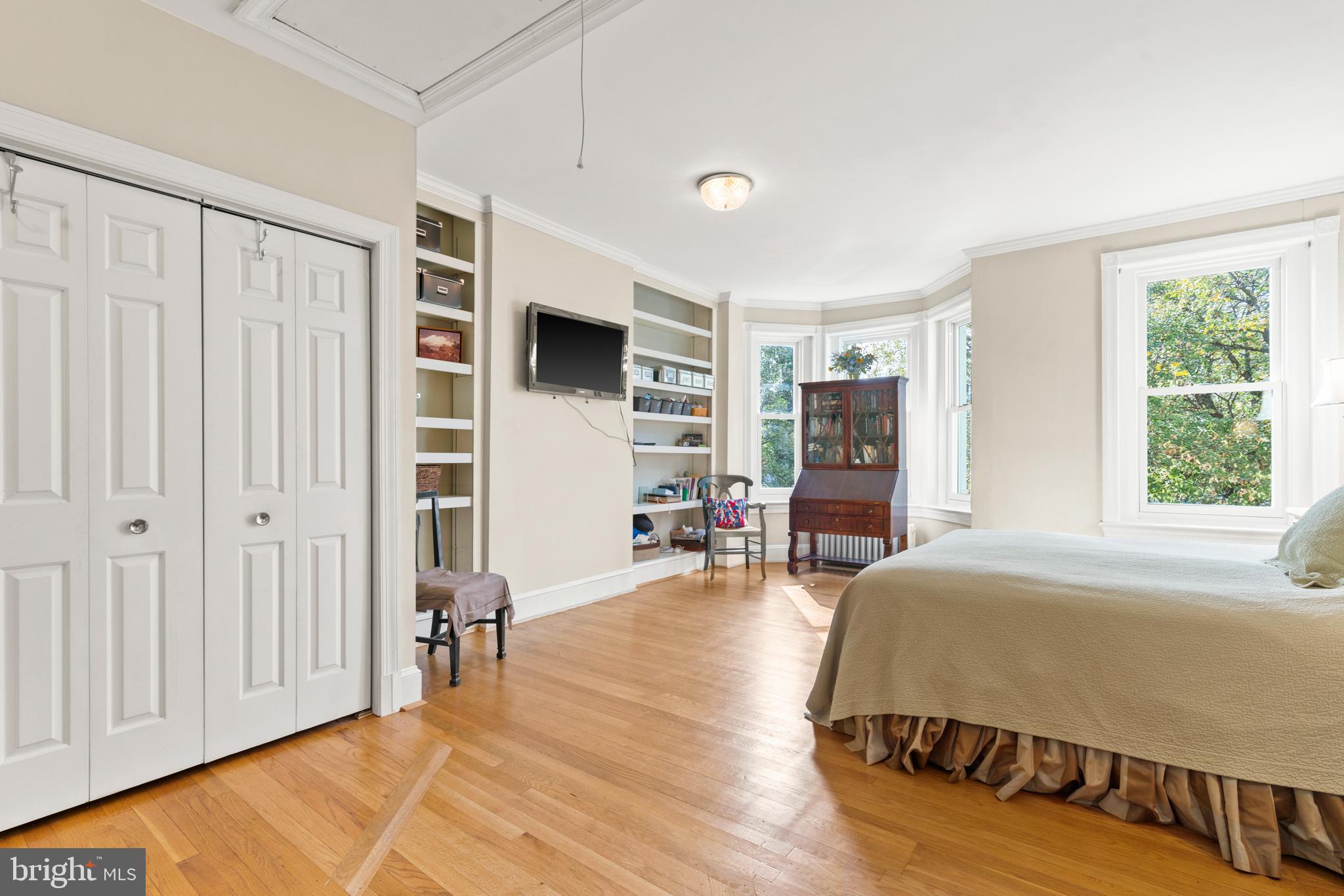 132 D Street Southeast Washington, DC 20003 - Photo 16 of 26