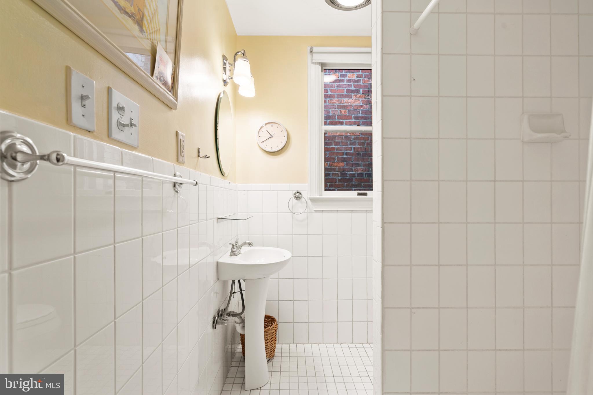 132 D Street Southeast Washington, DC 20003 - Photo 21 of 26