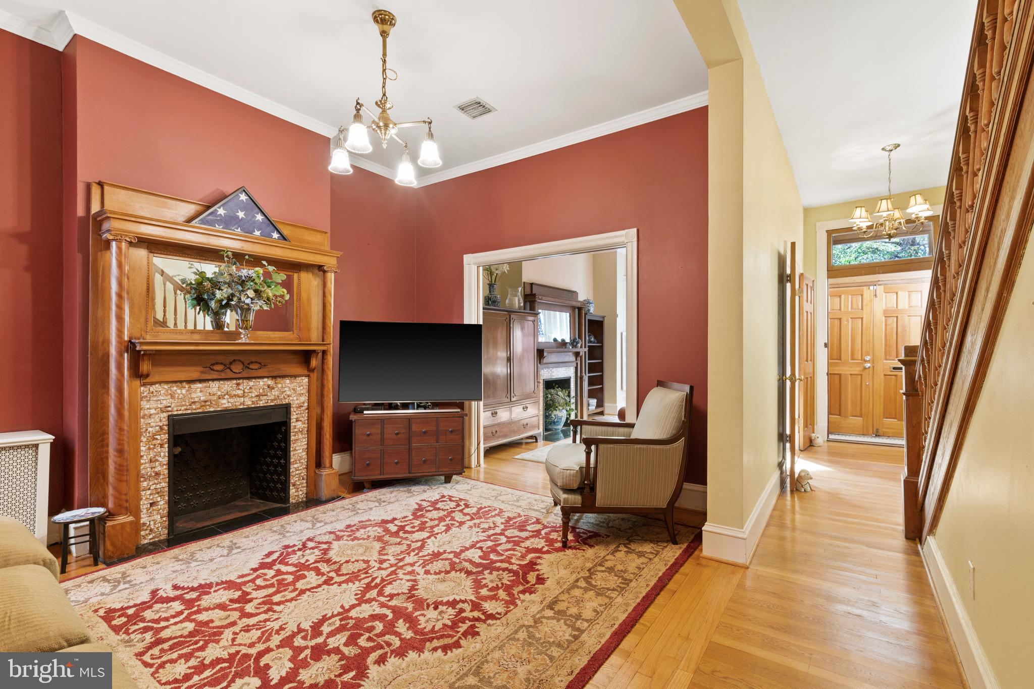 132 D Street Southeast Washington, DC 20003 - Photo 8 of 26