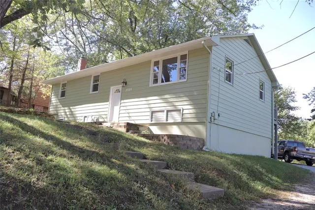 $289,000 | 3554 North 62nd Street, Kansas City, KS 66104