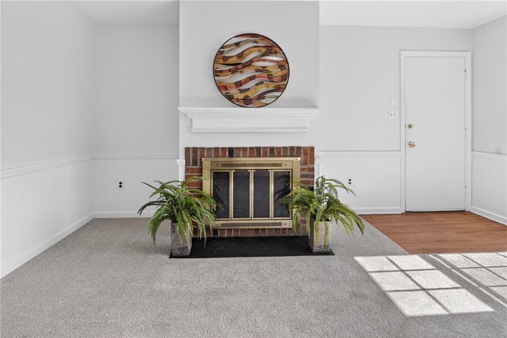 142 Roscommon Place Canonsburg, PA 15317 - Photo 15 of 31 an empty room with furniture and a fireplace