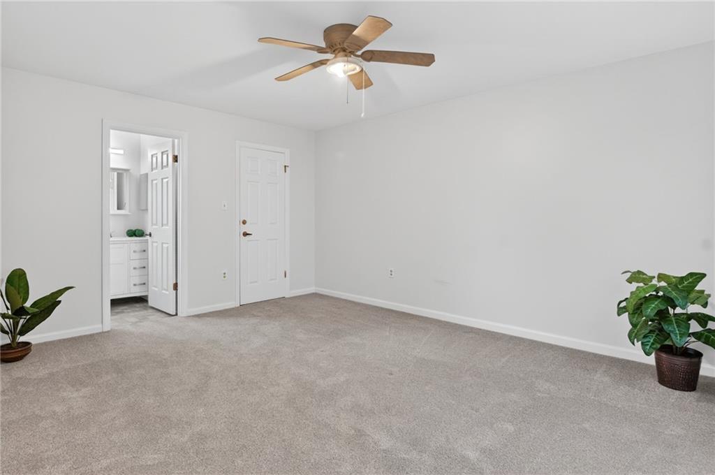 142 Roscommon Place Canonsburg, PA 15317 - Photo 16 of 31 a view of a room with a potted plant