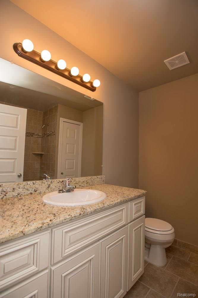 8906 Inverness Washington, MI 48095 - Photo 45 of 51 Chris_Dabaldo_8906_Inverness_Chris_Debaldo_8906_Inverness-37.jpg
