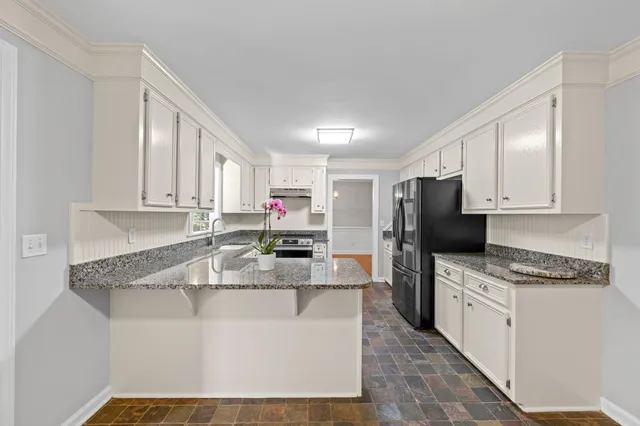 $609,000 | 17 Plantation Circle, Summerville, SC 29485