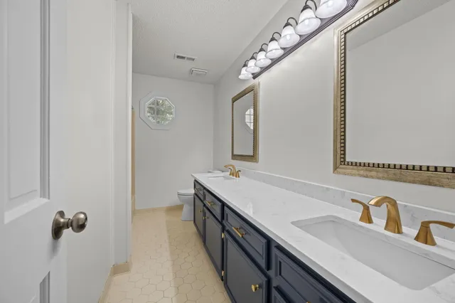 $609,000 | 17 Plantation Circle, Summerville, SC 29485