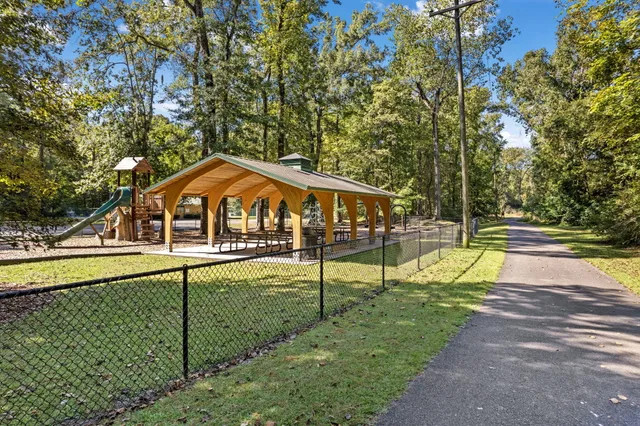 $609,000 | 17 Plantation Circle, Summerville, SC 29485