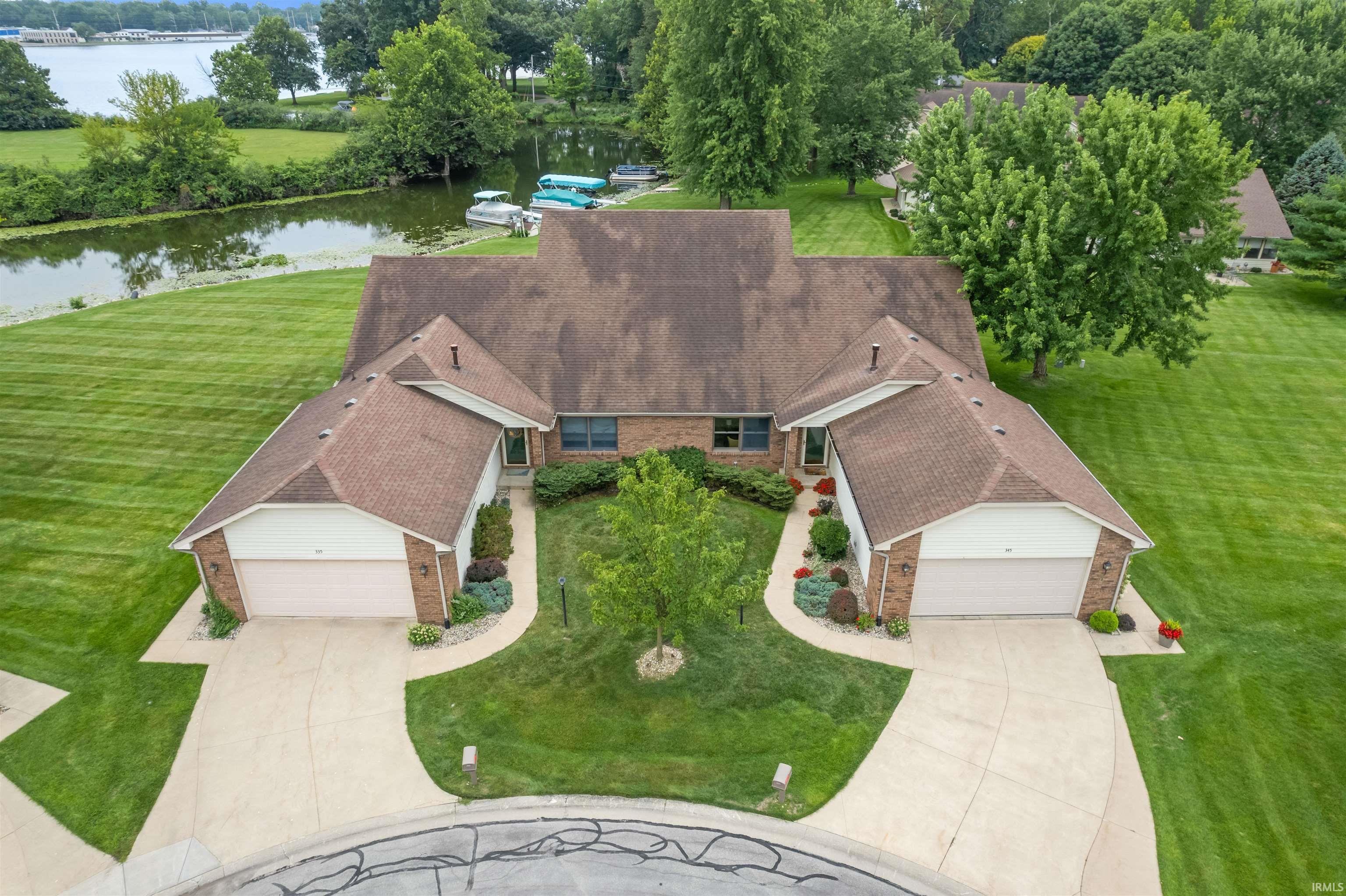 345 Channel View Drive Warsaw, IN 46580 - Photo 2 of 36