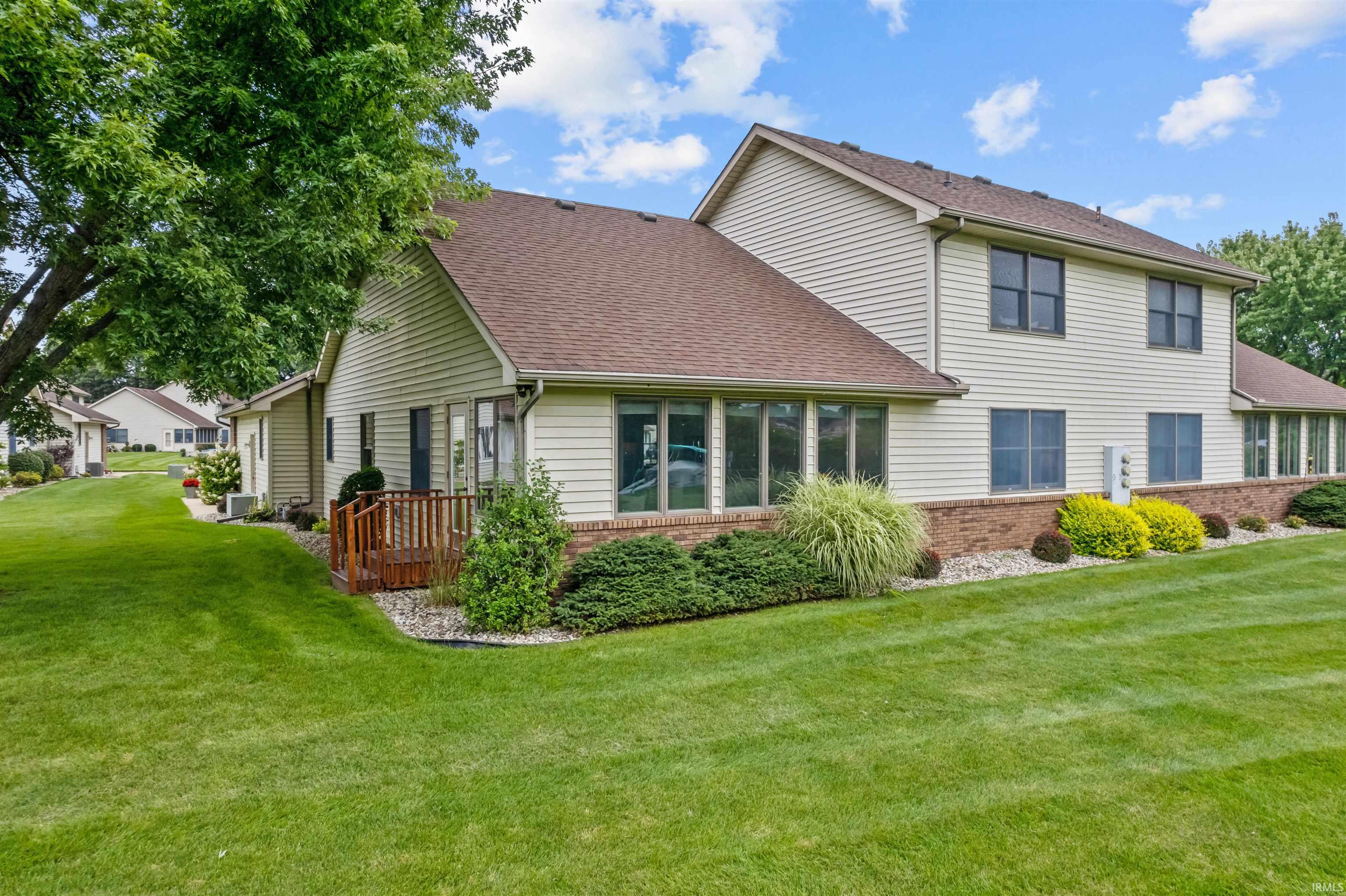 345 Channel View Drive Warsaw, IN 46580 - Photo 8 of 36