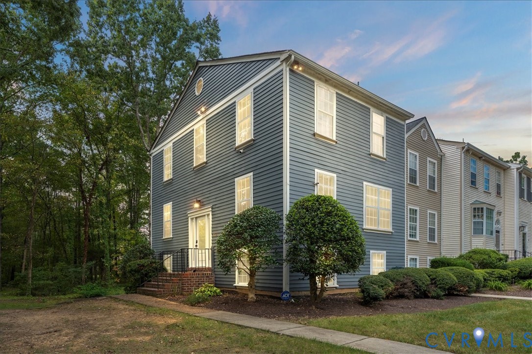 11601 Timberly Waye Henrico, VA 23238 - Photo 39 of 39 a front view of a house with a yard