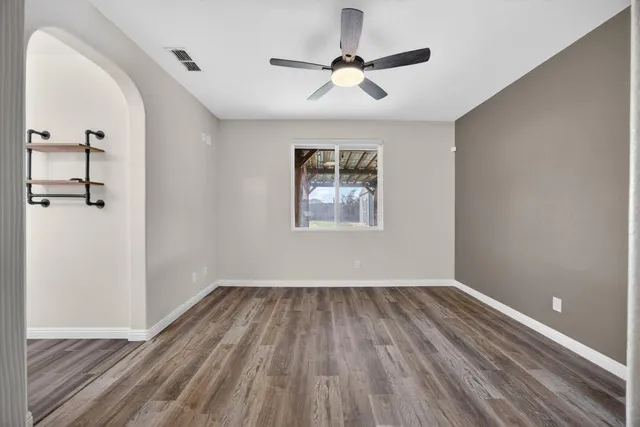 $500,000 | 7341 Elverta Rail Way, Rio Linda, CA 95673