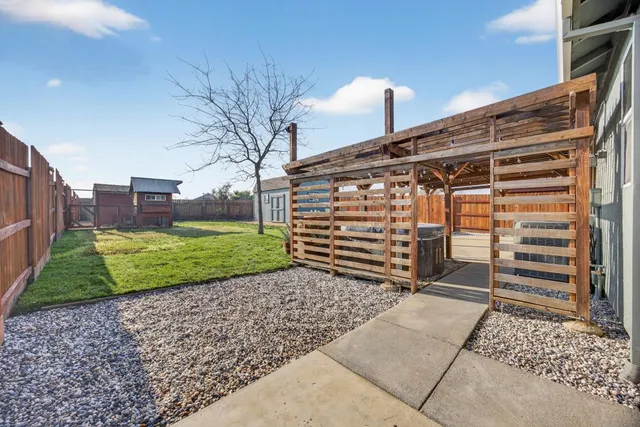 $500,000 | 7341 Elverta Rail Way, Rio Linda, CA 95673