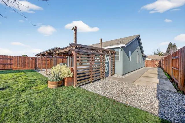 $500,000 | 7341 Elverta Rail Way, Rio Linda, CA 95673