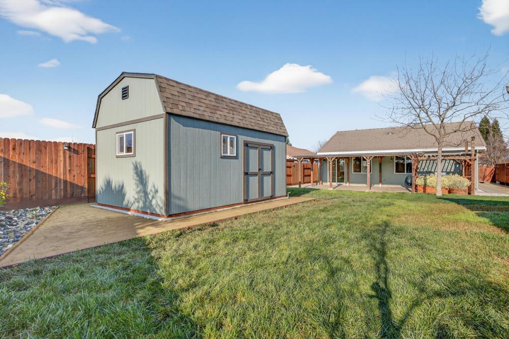 7341 Elverta Rail Way Rio Linda, CA 95673 - Photo 47 of 51