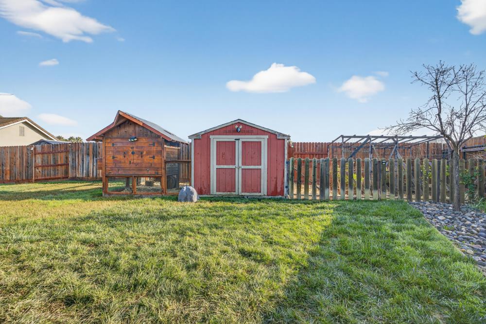 7341 Elverta Rail Way Rio Linda, CA 95673 - Photo 48 of 51