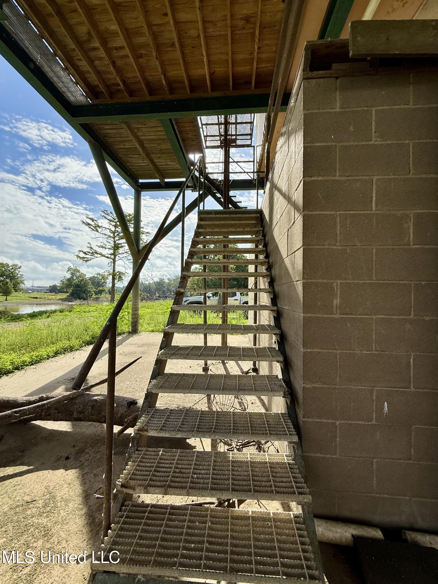 5859 Lake Mary Road Woodville, MS 39669 - Photo 6 of 19 IMG_6150