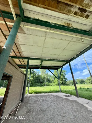 $179,000 | 5859 Lake Mary Road, Woodville, MS 39669