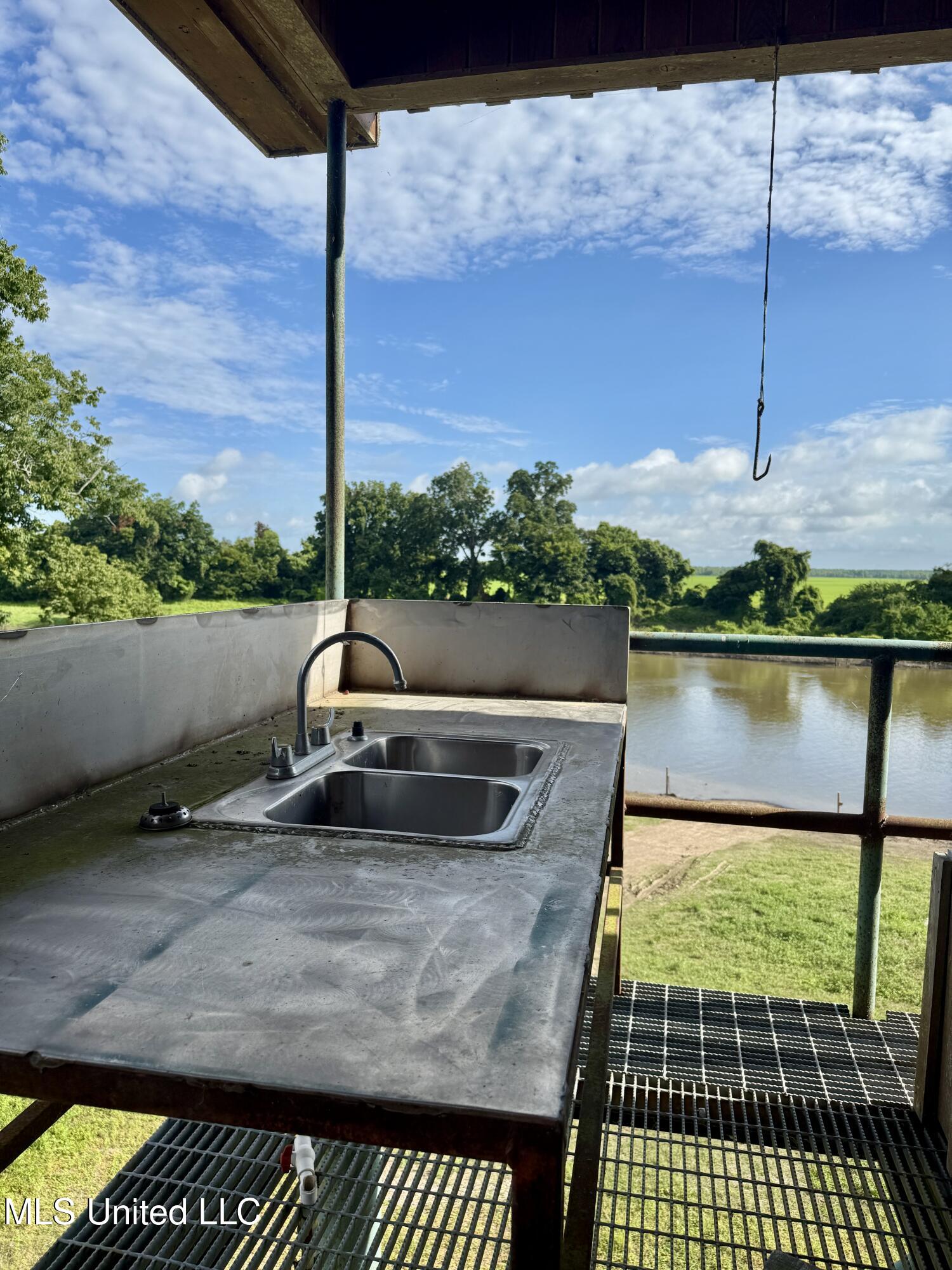 5859 Lake Mary Road Woodville, MS 39669 - Photo 10 of 19 IMG_6157