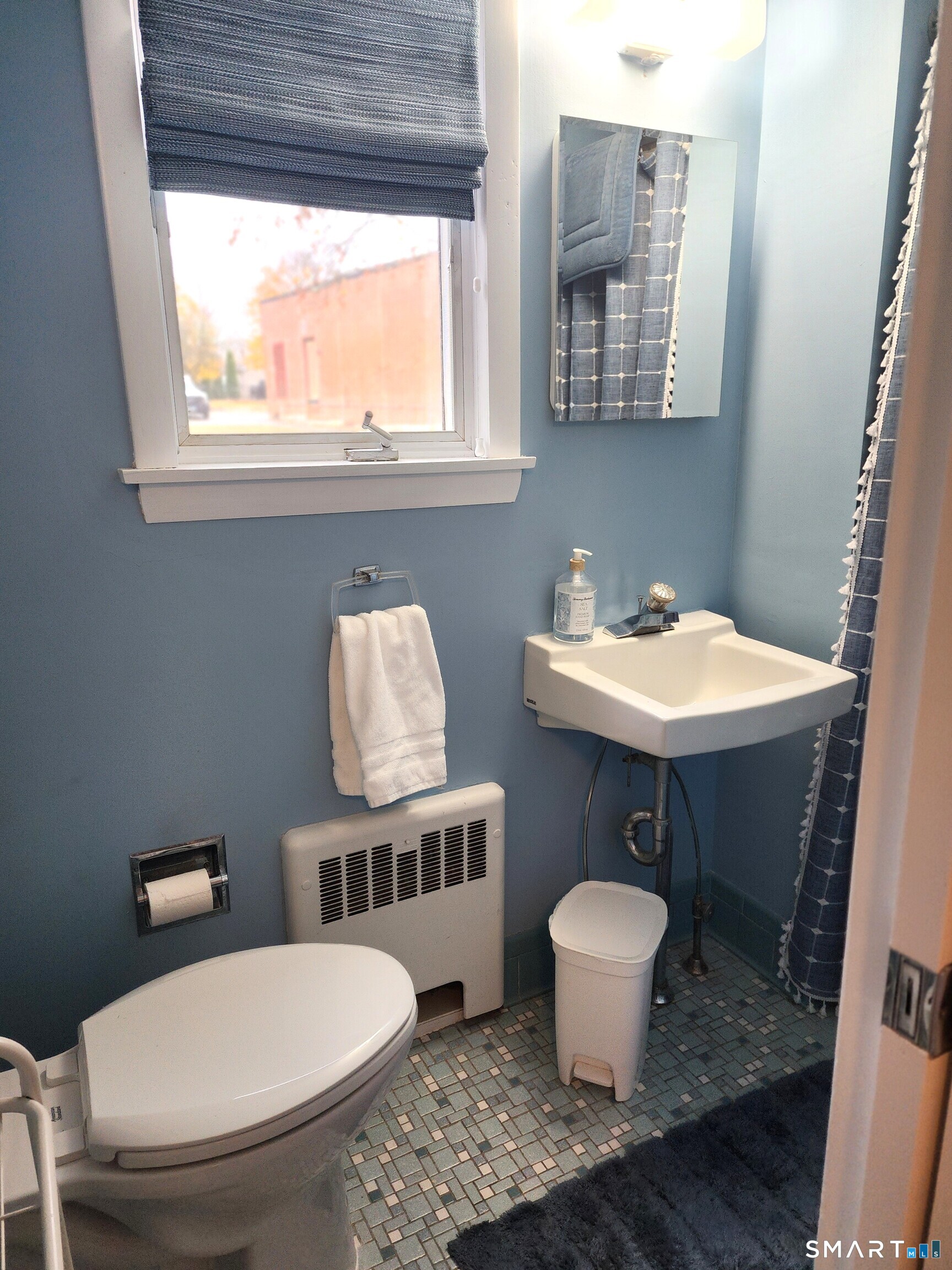7 East Pattagansett Road East Lyme, CT 06357 - Photo 15 of 21 Second floor primary bath