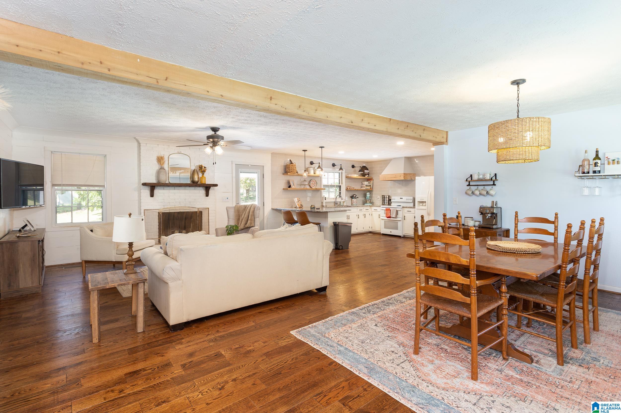 1308 Conger Road Anniston, AL 36207 - Photo 8 of 37