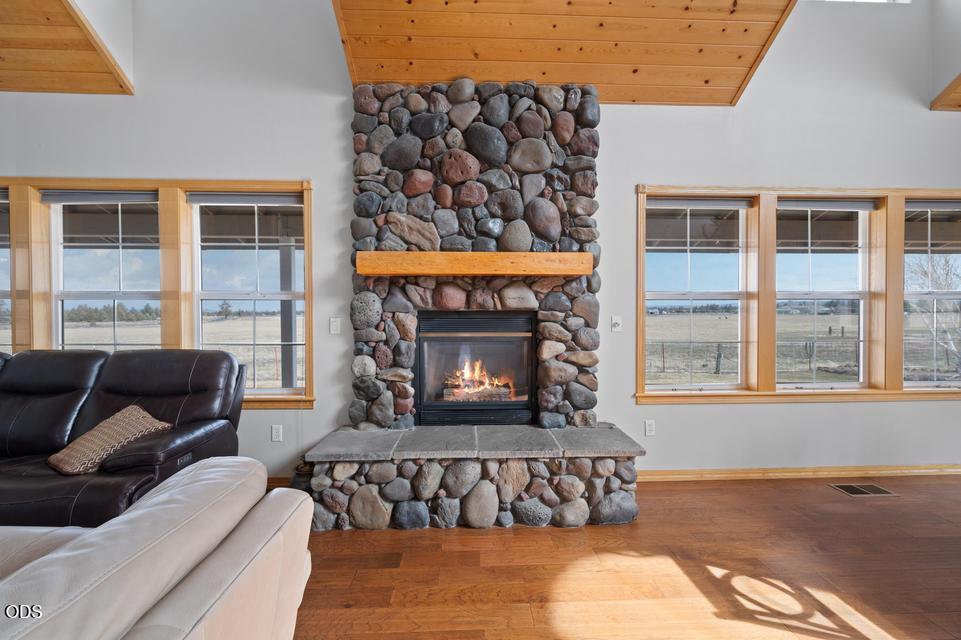 24585 Dodds Road Bend, OR 97701 - Photo 41 of 114