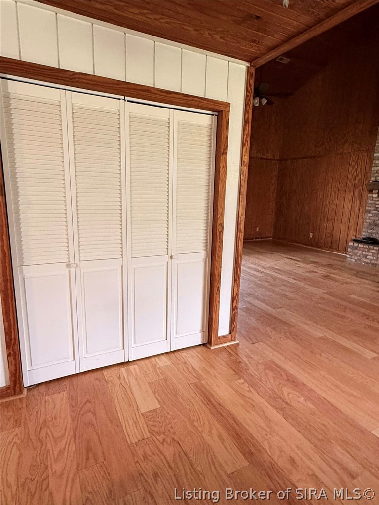 2634 South Comer Road Scottsburg, IN 47170 - Photo 10 of 27 pantry utility closet