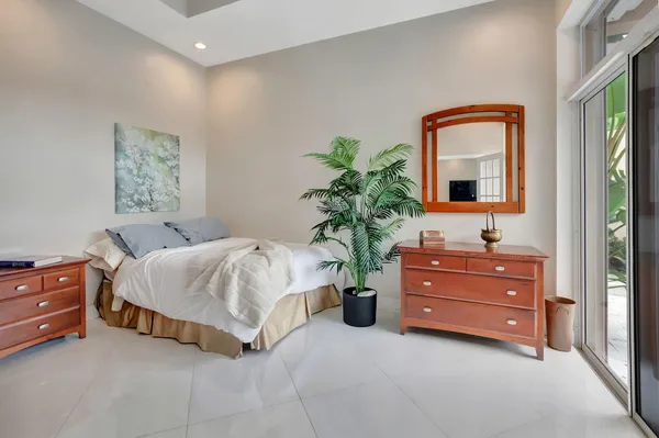 $5,000 | 23164 Via Stel, Boca Raton, FL 33433