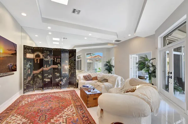 $5,000 | 23164 Via Stel, Boca Raton, FL 33433