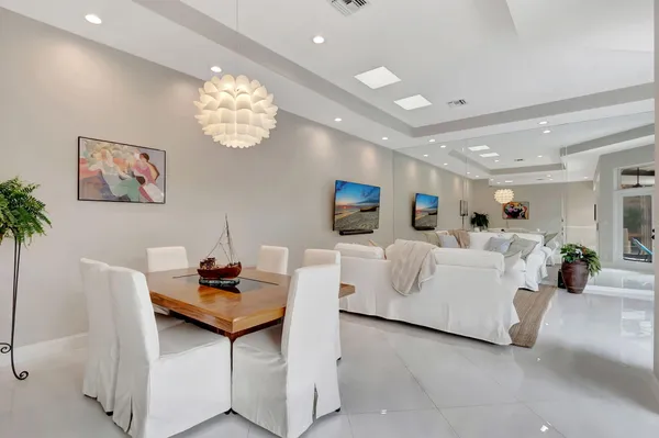 $5,000 | 23164 Via Stel, Boca Raton, FL 33433