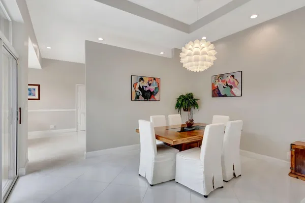 $5,000 | 23164 Via Stel, Boca Raton, FL 33433