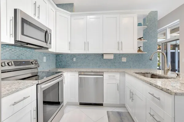 $5,000 | 23164 Via Stel, Boca Raton, FL 33433