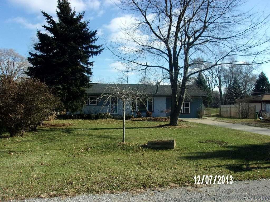 50780 Cedargrove Road Utica, MI 48317 - Photo 2 of 10 FRONT.jpg