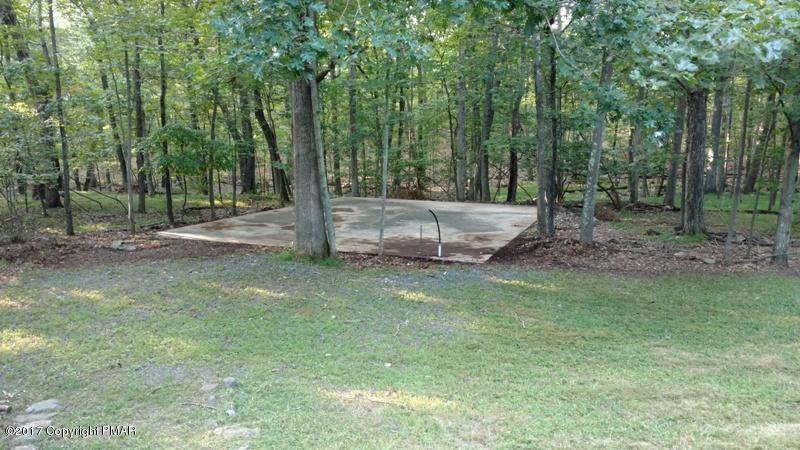 131 Arne Road Bushkill, PA 18324 - Photo 8 of 14 IMG_20170826_181656773