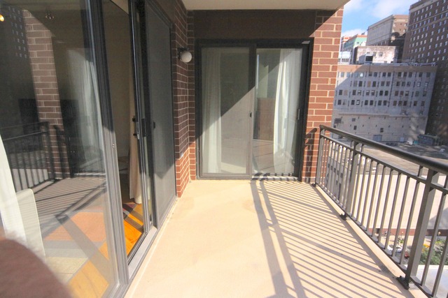 41 East 8th Street, Unit 1203 Chicago, IL 60605 - Photo 24 of 25