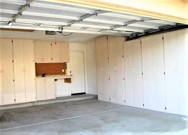 $2,495 | 10358 East Davenport Drive, Scottsdale, AZ 85260