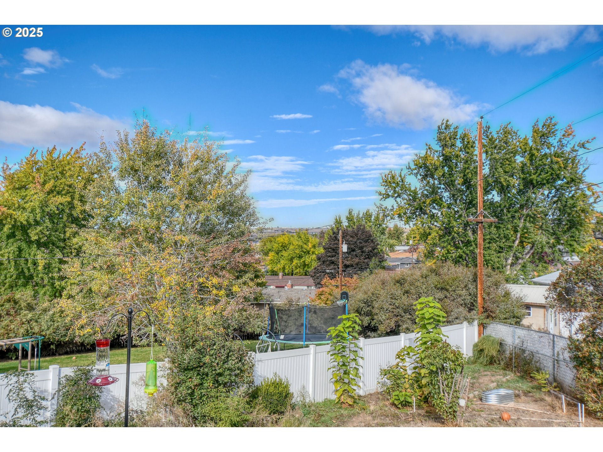 3307 Southwest Kirk Avenue Pendleton, OR 97801 - Photo 28 of 28 a view of a yard