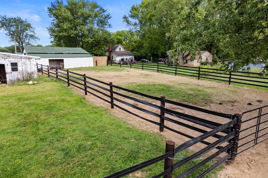 4203 Valley Grove Road Anderson, IN 46017 - Photo 31 of 34