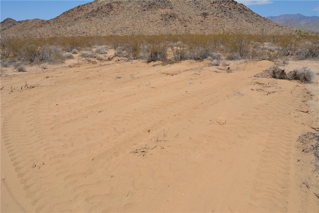 D3 South Duncan Road Yucca, AZ 86438 - Photo 62 of 71 View