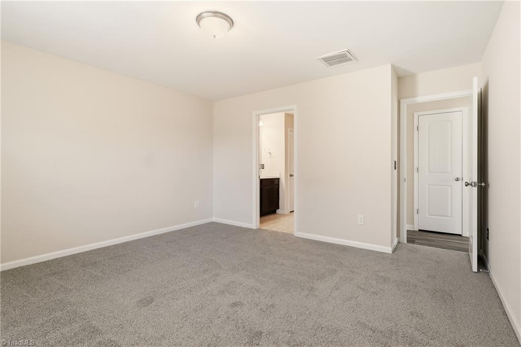 3910 Copperfield Court High Point, NC 27282 - Photo 14 of 34