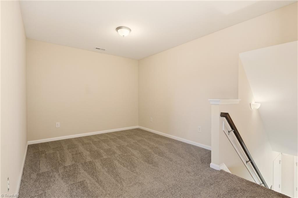 3910 Copperfield Court High Point, NC 27282 - Photo 30 of 34