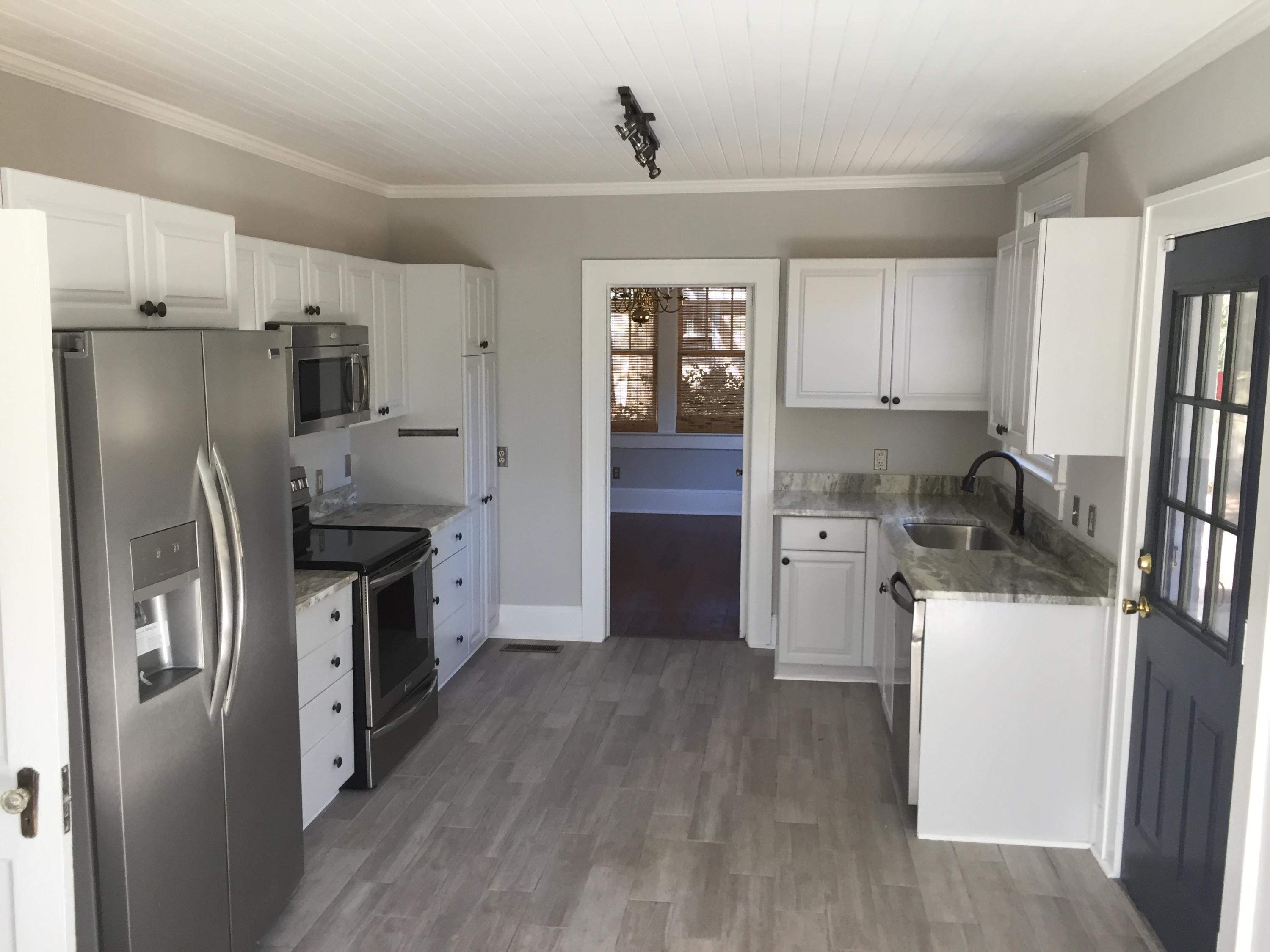 222 Woodland Shores Road Charleston, SC 29412 - Photo 9 of 26 Kitchen 1