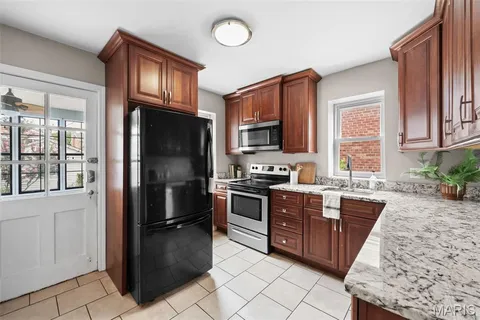 $410,000 | 5621 Pernod Avenue, St. Louis, MO 63139