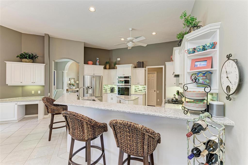 8118 Waterview Boulevard Lakewood Ranch, FL 34202 - Photo 14 of 78