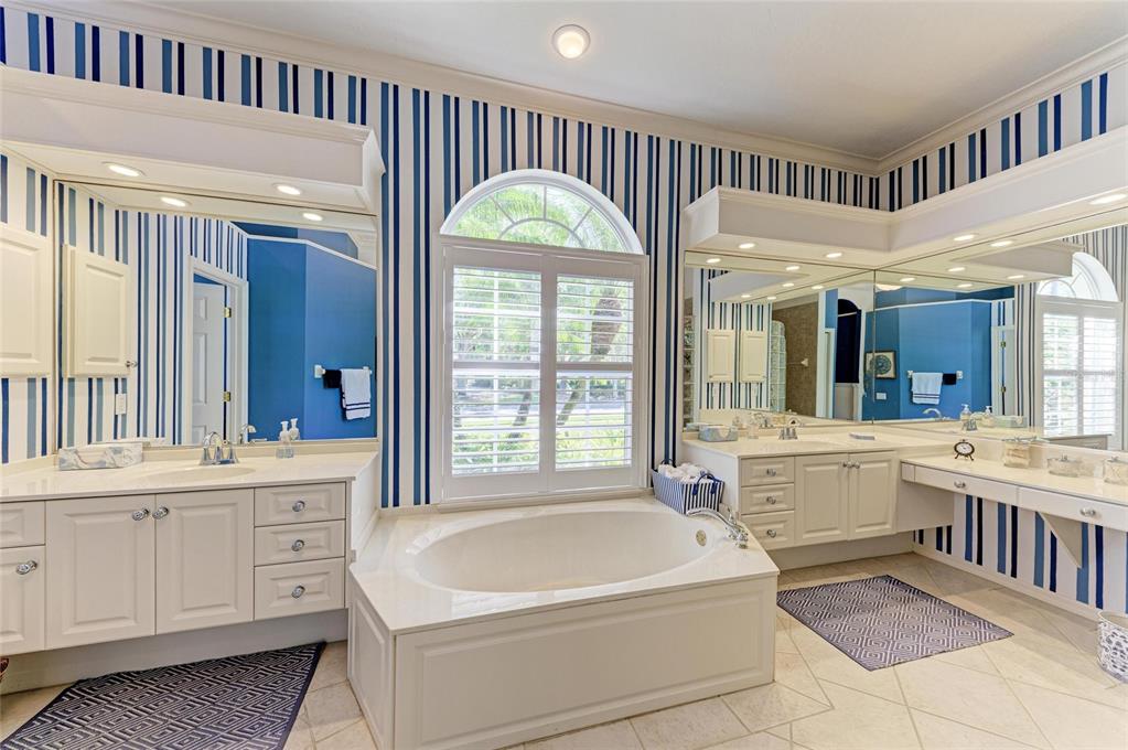 8118 Waterview Boulevard Lakewood Ranch, FL 34202 - Photo 29 of 78