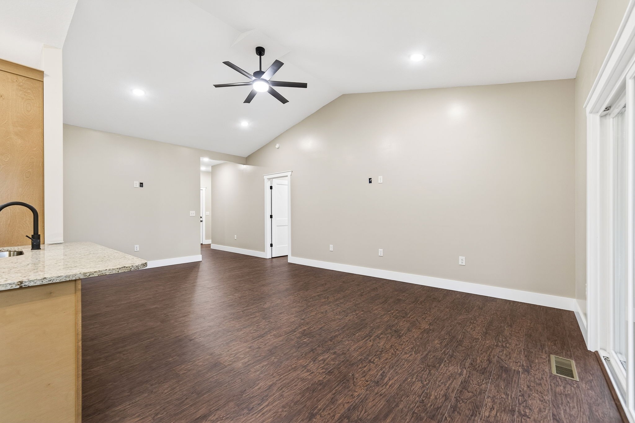 304 Georgee Road Jamestown, TN 38556 - Photo 13 of 40 Gallery Image 13