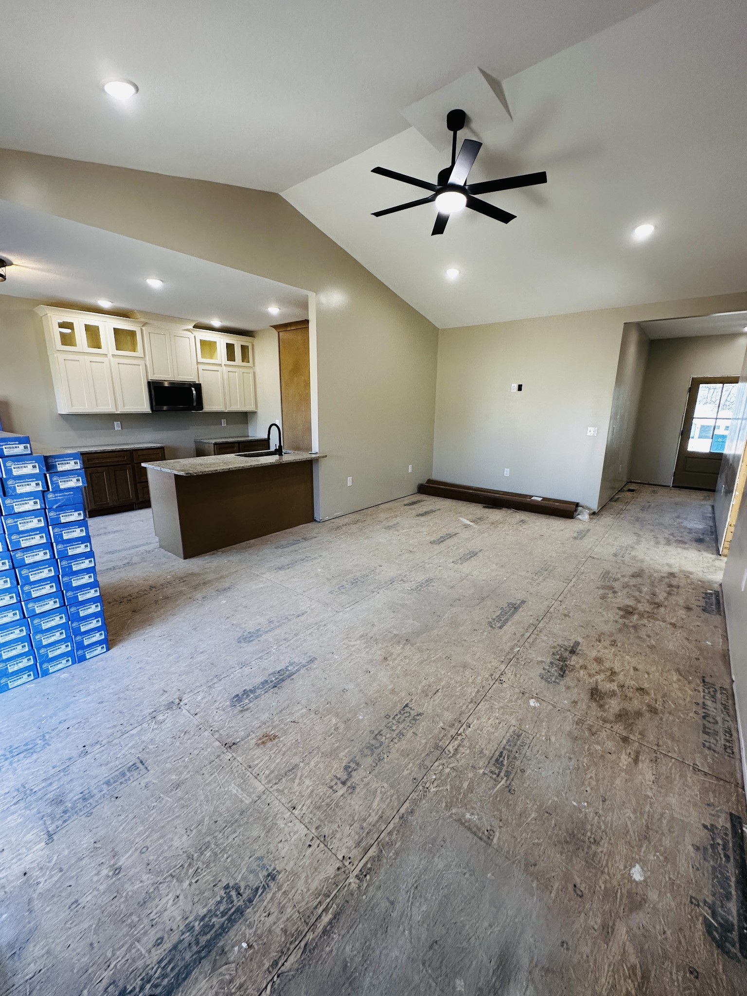 304 Georgee Road Jamestown, TN 38556 - Photo 3 of 33