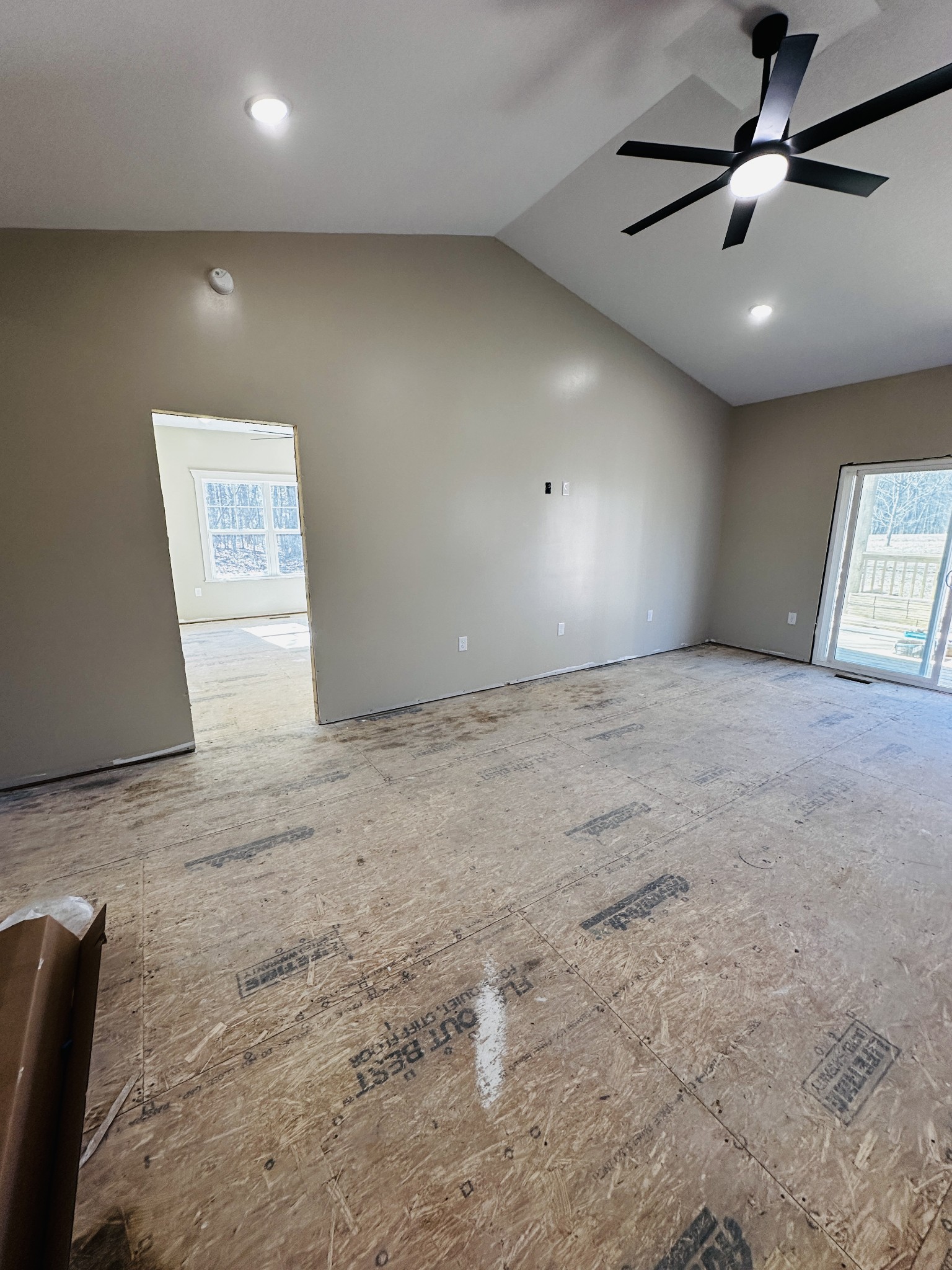 304 Georgee Road Jamestown, TN 38556 - Photo 4 of 33