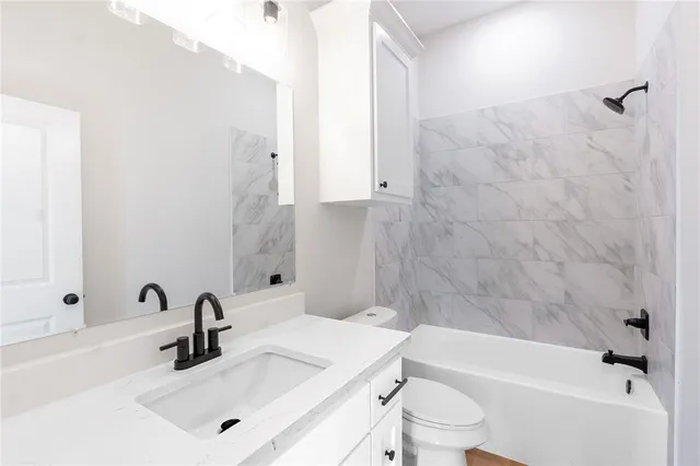 $299,900 | 497 Combine Road, Snook, TX 77879