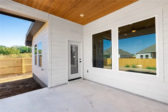 $299,900 | 497 Combine Road, Snook, TX 77879