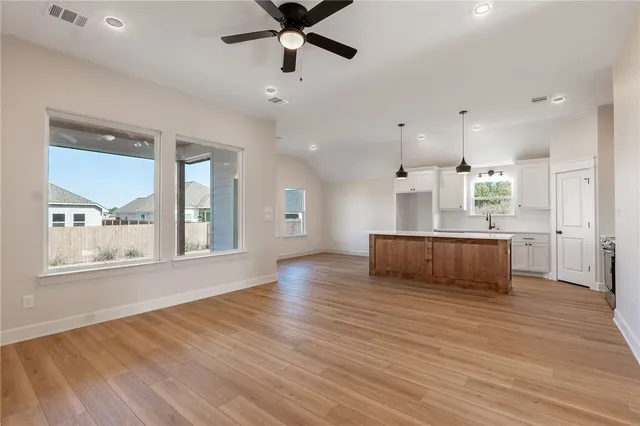 $299,900 | 497 Combine Road, Snook, TX 77879