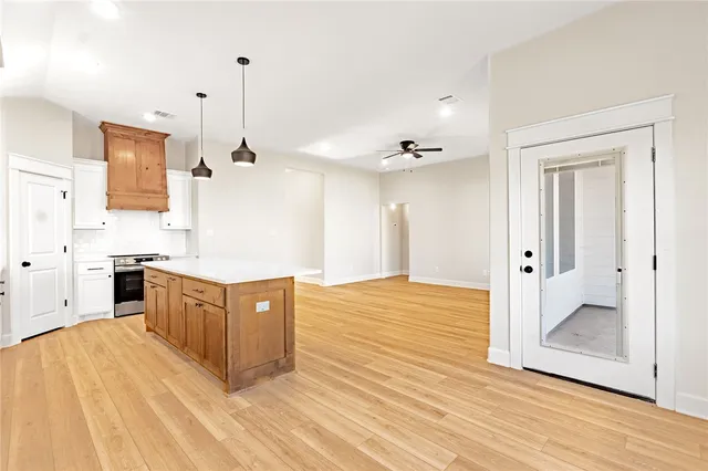 $299,900 | 497 Combine Road, Snook, TX 77879